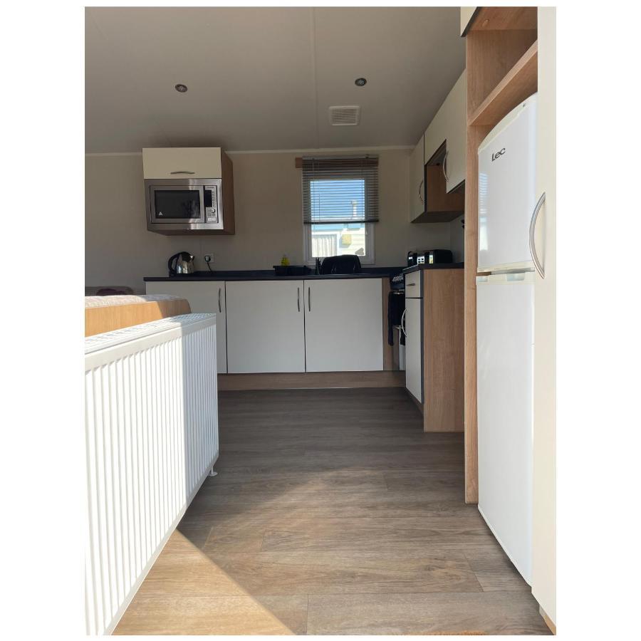 Cosy 3-Bed Caravan Combe Haven St Leonards On Sea Hollington  Екстериор снимка