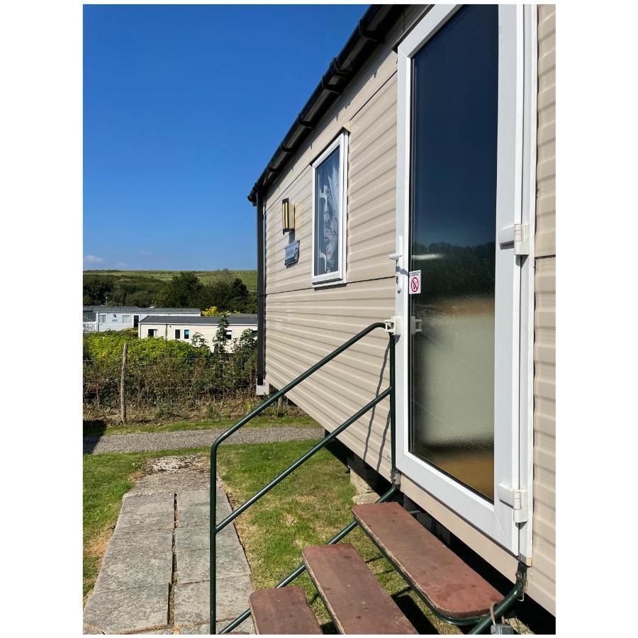Cosy 3-Bed Caravan Combe Haven St Leonards On Sea Hollington  Екстериор снимка