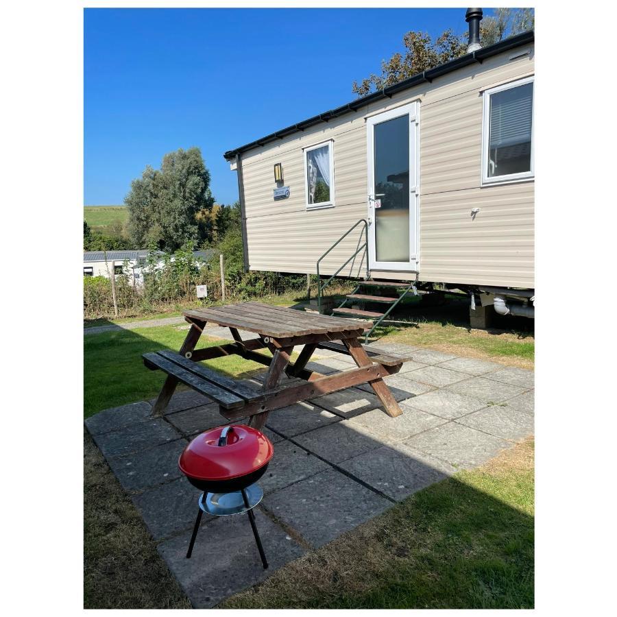 Cosy 3-Bed Caravan Combe Haven St Leonards On Sea Hollington  Екстериор снимка