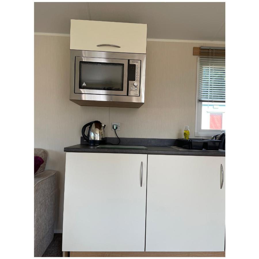 Cosy 3-Bed Caravan Combe Haven St Leonards On Sea Hollington  Екстериор снимка