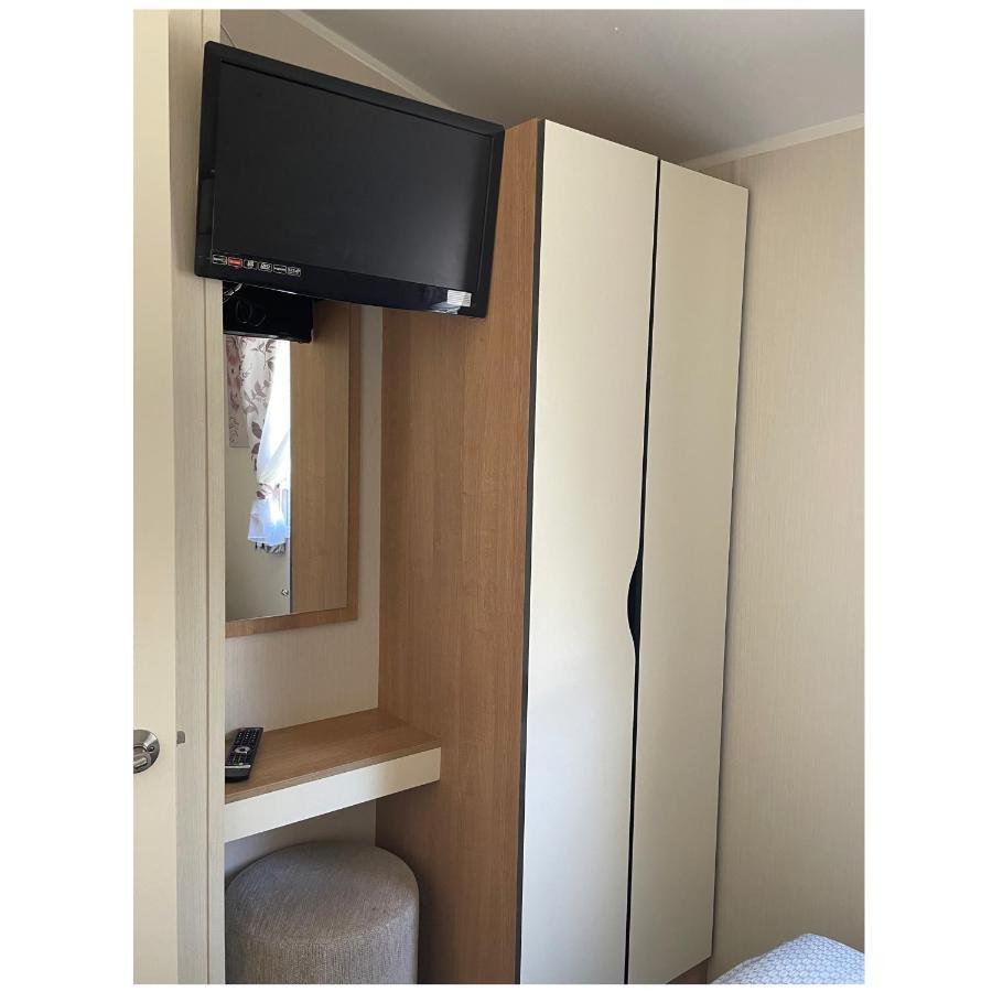 Cosy 3-Bed Caravan Combe Haven St Leonards On Sea Hollington  Екстериор снимка