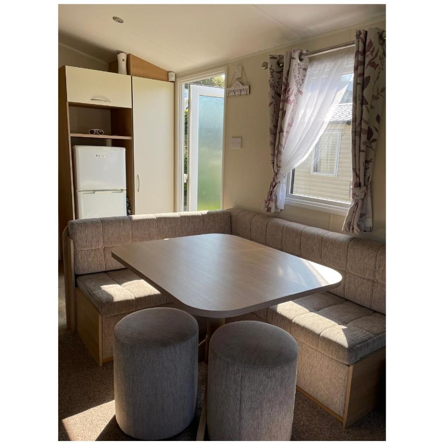 Cosy 3-Bed Caravan Combe Haven St Leonards On Sea Hollington  Екстериор снимка